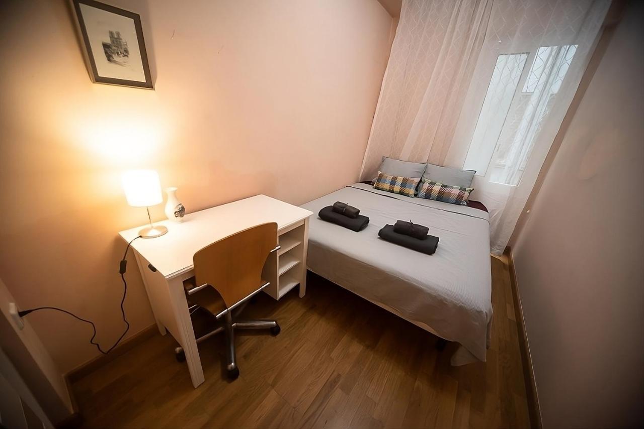 Traditional Rooms In Eixample Barcelona Kültér fotó